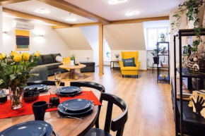 Rothko apartment/8 guests/4bedrooms/Riga Old Town